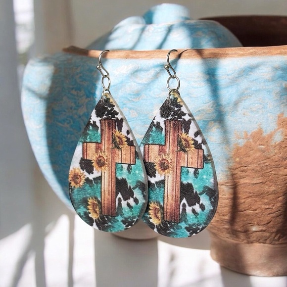 5 For $25💫 Groovy Hippie Boho Teardrop Dangles Earrings - Picture 3 of 3